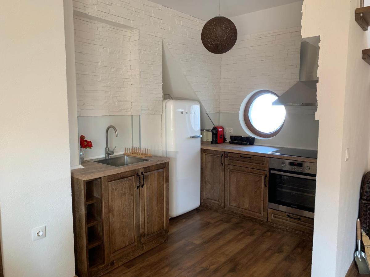 Charming Apartment In The Heart Of Банско Экстерьер фото